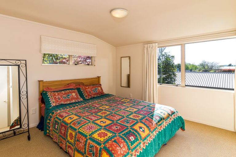 Photo of property in 2/65 Chesham Avenue, Waipahihi, Taupo, 3330