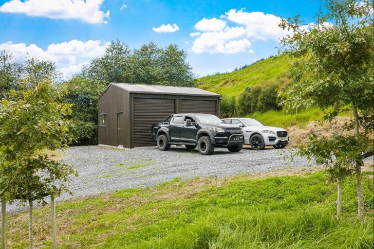 Photo of property in 960c Whangaripo Valley Road, Whangaripo, Wellsford, 0972