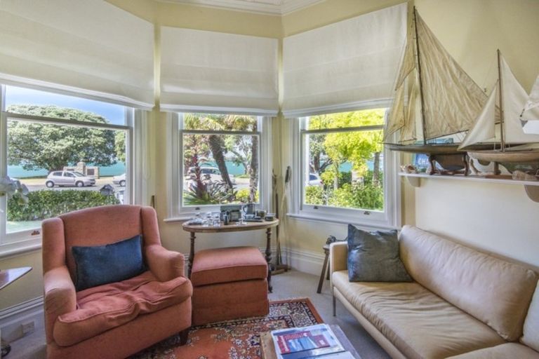 Photo of property in 43 King Edward Parade, Devonport, Auckland, 0624