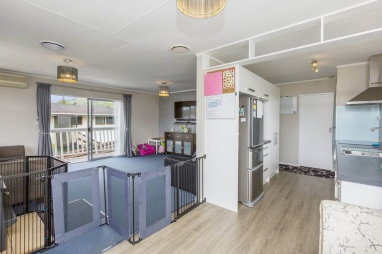 Photo of property in 156 California Drive, Totara Park, Upper Hutt, 5018