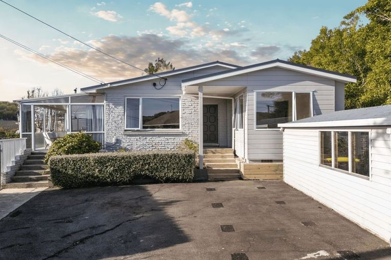 Photo of property in 40 Belgrave Crescent, Kaikorai, Dunedin, 9010