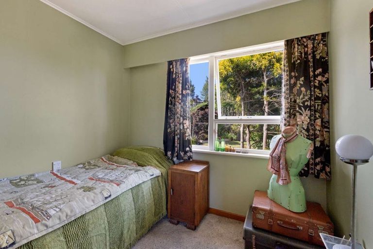 Photo of property in 4 Sardinha Place, Marfell, New Plymouth, 4310