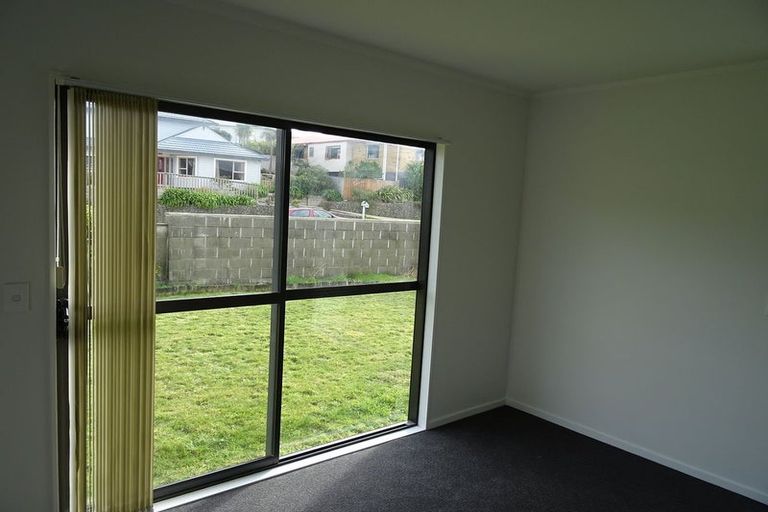 Photo of property in 1 Norwood Place, Johnsonville, Wellington, 6037