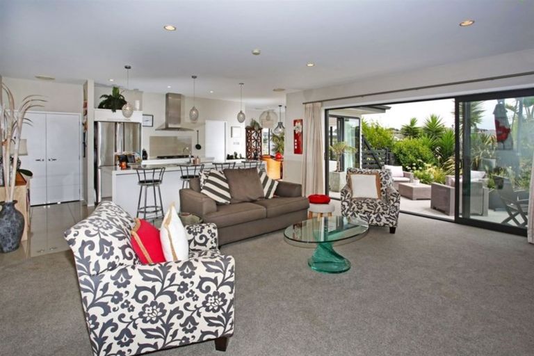 Photo of property in 35 Church View Road, Waiau Pa, Pukekohe, 2679