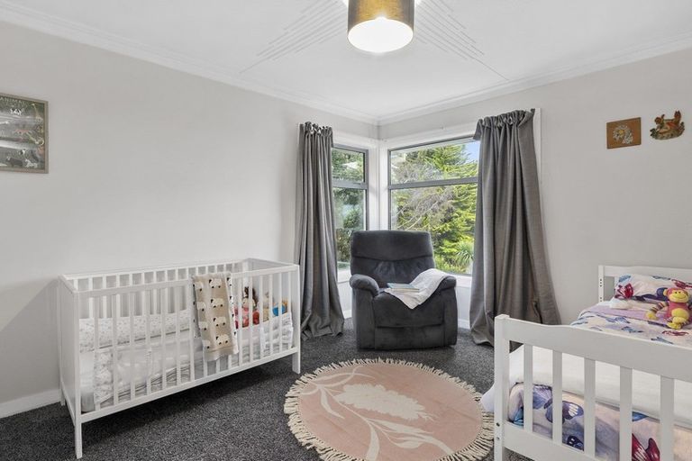 Photo of property in 75 Easther Crescent, Kew, Dunedin, 9012