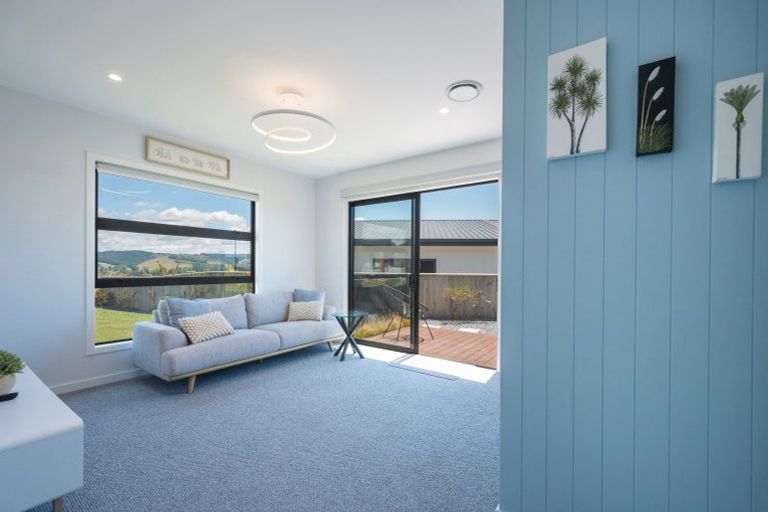 Photo of property in 68 Katania Heights, Brightwater, 7022