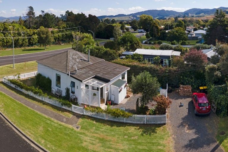 Photo of property in 1 Gladstone Road, Waihi, 3610