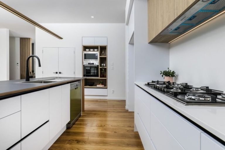 Photo of property in 3 Karengo Street, Long Bay, Auckland, 0630