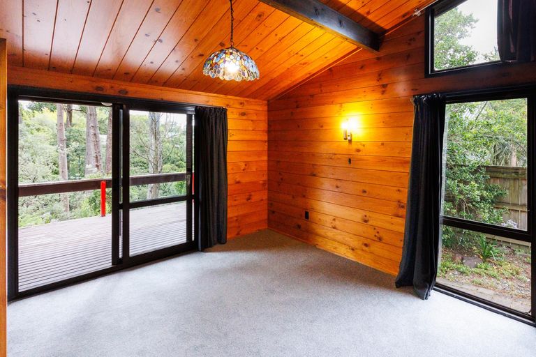 Photo of property in 5 Fernwood Place, Fitzherbert, Palmerston North, 4410