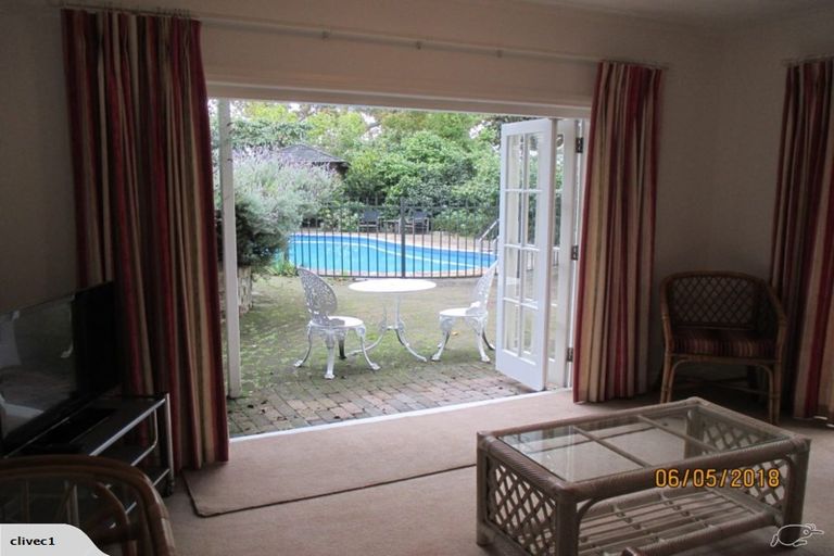Photo of property in 23 Selwyn Road, Hospital Hill, Napier, 4110