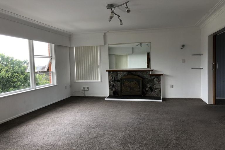 Photo of property in 25 The Crest, Sunnyhills, Auckland, 2010