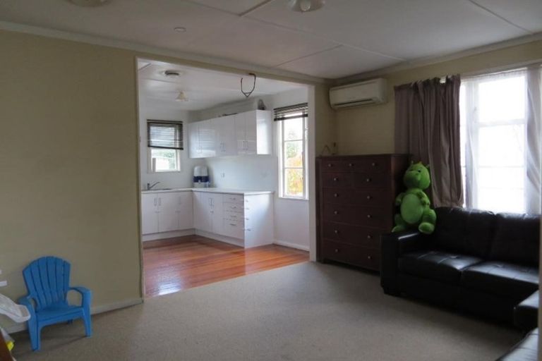 Photo of property in 18 Rata Street, Naenae, Lower Hutt, 5011