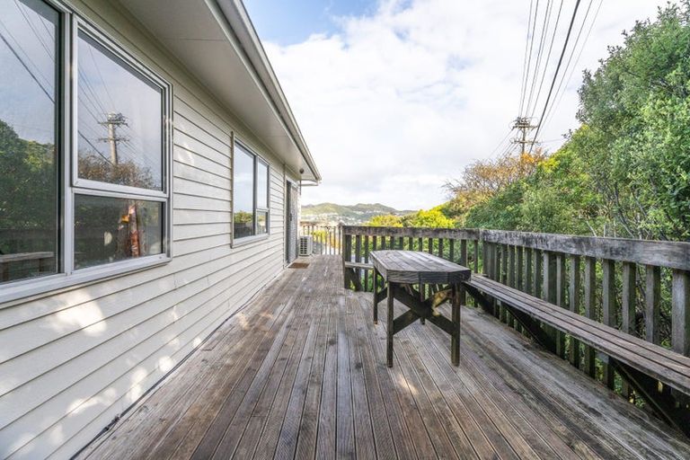 Photo of property in 70 Chesterton Street, Johnsonville, Wellington, 6037