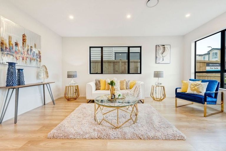 Photo of property in 60 Tir Conaill Avenue, Flat Bush, Auckland, 2019