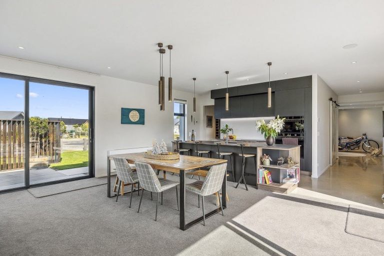 Photo of property in 10 Rodeo Place, Outram, 9019