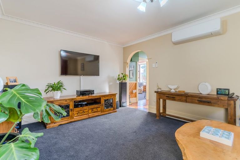 Photo of property in 164 Main South Road, Green Island, Dunedin, 9018