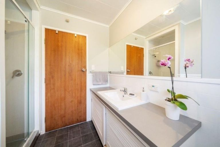 Photo of property in 16a Glasgow Street, Hawera, 4610