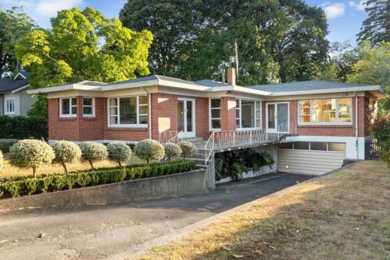 Photo of property in 239 River Road, Claudelands, Hamilton, 3214