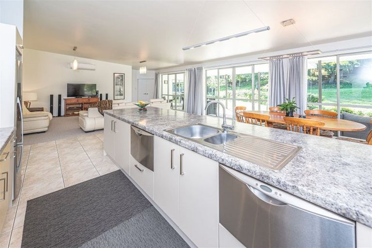 Photo of property in 12 Cotswolds Close, Otamatea, Whanganui, 4500