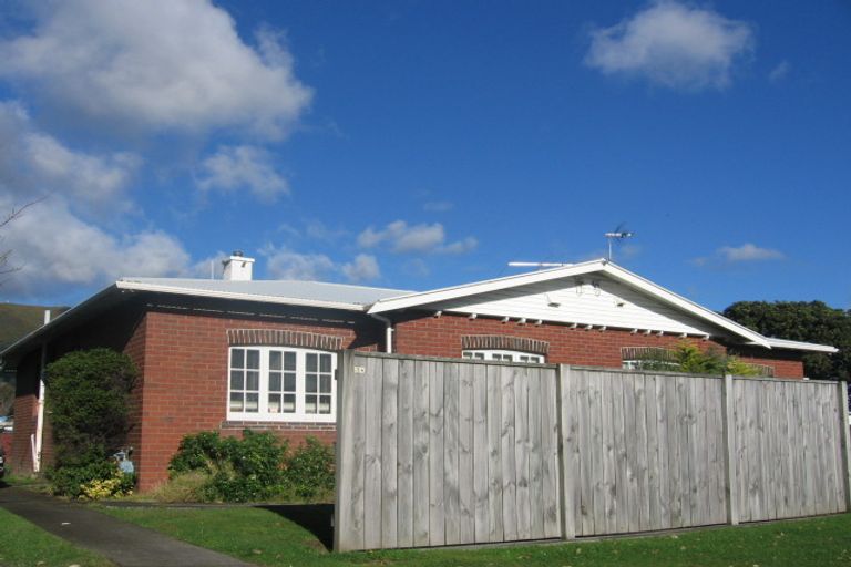 Photo of property in 83 Cambridge Terrace, Waterloo, Lower Hutt, 5011