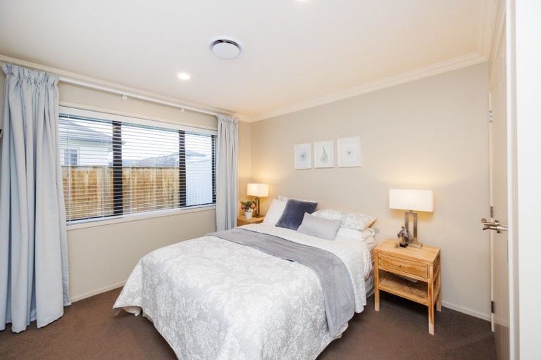 Photo of property in 172 Pacific Drive, Fitzherbert, Palmerston North, 4410