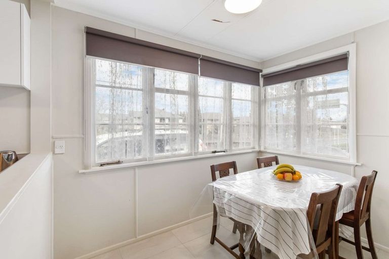 Photo of property in 49 Lorne Street, Melville, Hamilton, 3206