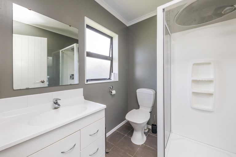 Photo of property in 62 Branigan Parade, Kelvin Grove, Palmerston North, 4414