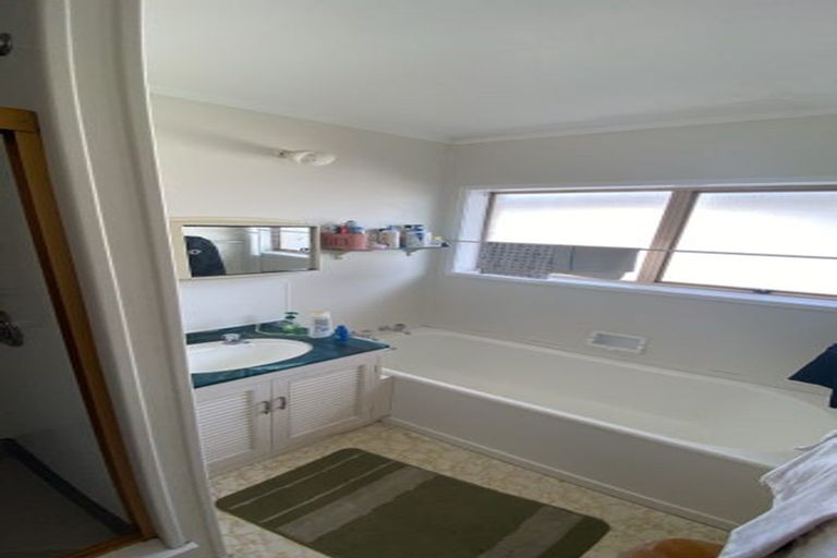 Photo of property in 2/238 Shirley Road, Papatoetoe, Auckland, 2025