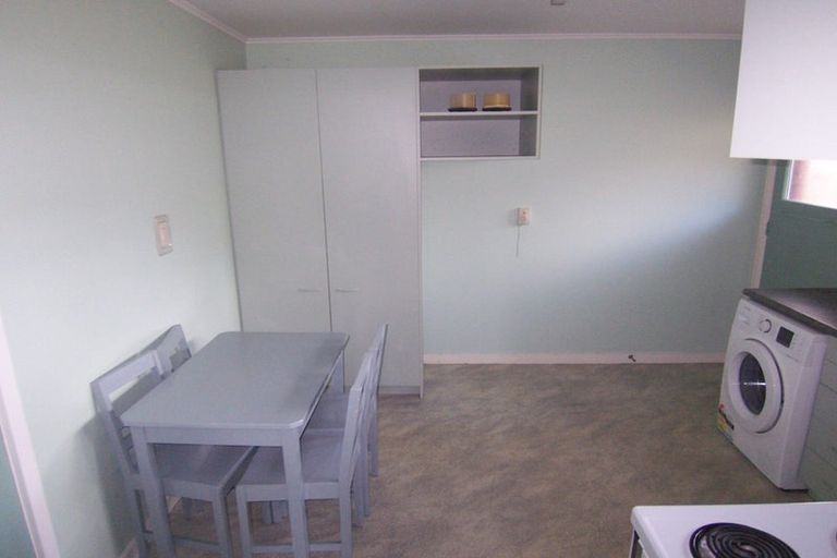 Photo of property in 53 Landsdowne Terrace, Cashmere, Christchurch, 8022