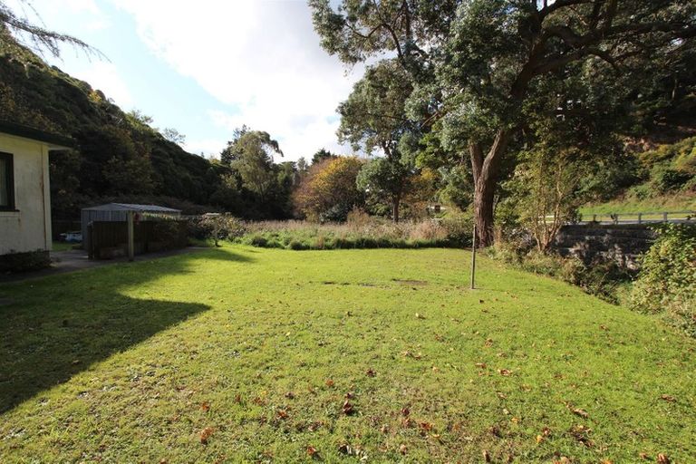 Photo of property in 283-291 Middleton Road, Glenside, Wellington, 6037