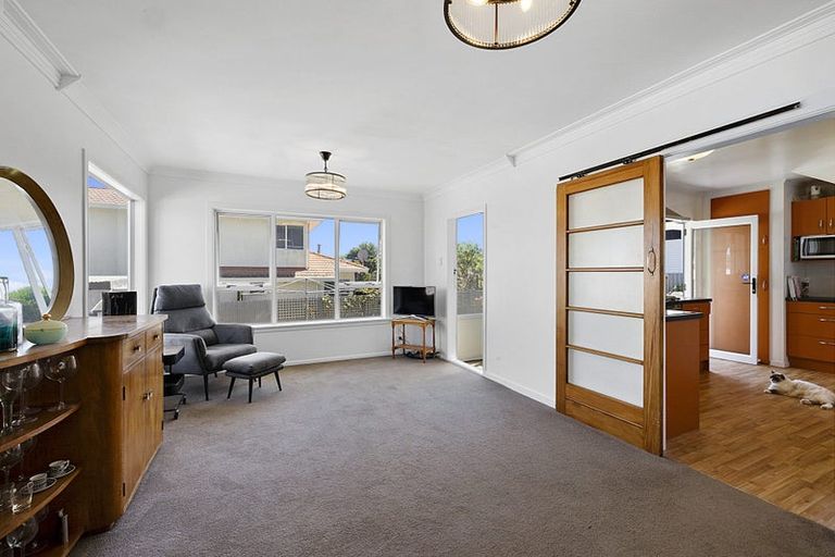 Photo of property in 258 Saint Aubyn Street, New Plymouth, 4310