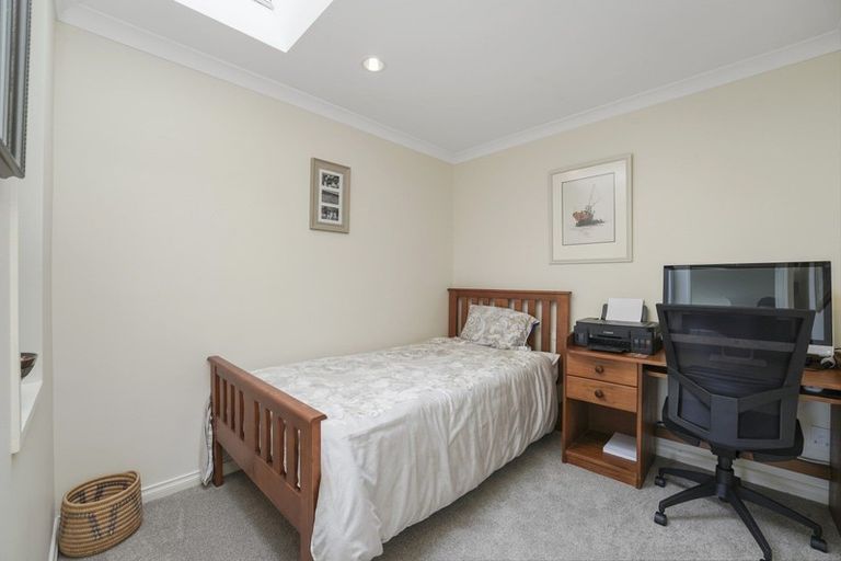 Photo of property in 23 Avion Terrace, Raumati Beach, Paraparaumu, 5032
