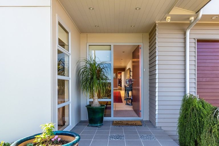 Photo of property in 6 Vaucluse Drive, Nukuhau, Taupo, 3330