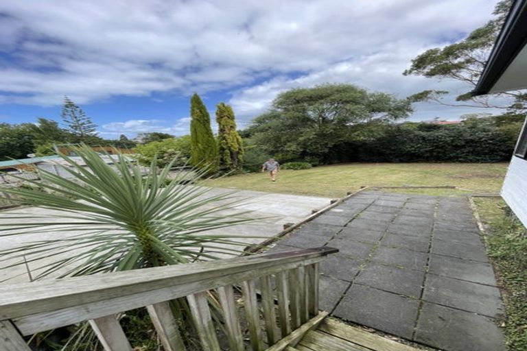 Photo of property in 21 Rimu Road, Stanmore Bay, Whangaparaoa, 0932