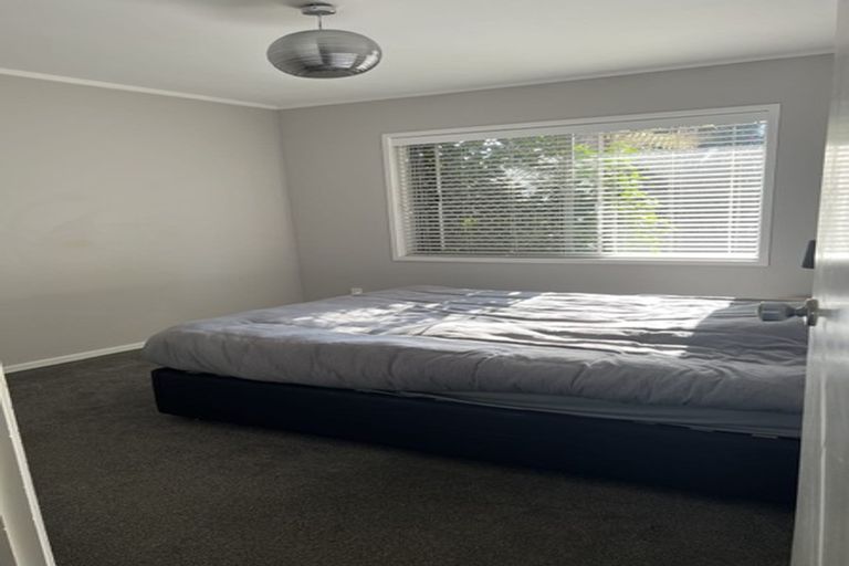 Photo of property in 2/82 Porchester Road, Papakura, 2110