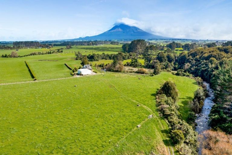 Photo of property in 89a Cornwall Road, Eltham, Hawera, 4673