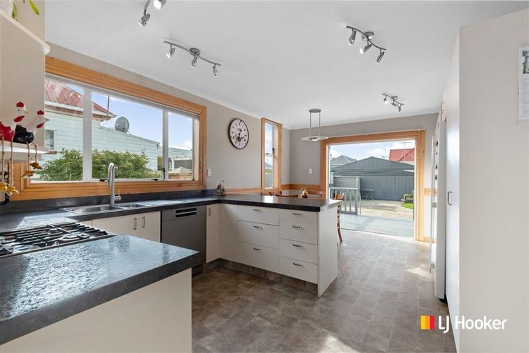 Photo of property in 47 Queens Drive, Saint Kilda, Dunedin, 9012