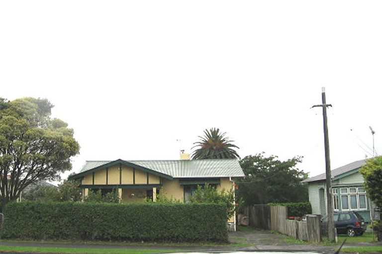 Photo of property in 574 Great South Road, Otahuhu, Auckland, 1062