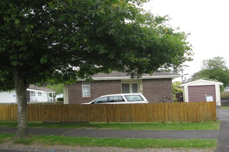 Photo of property in 6 Rountree Place, Conifer Grove, Takanini, 2112