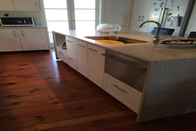 Photo of property in 638 Kahikatea Flat Road, Waitoki, Kaukapakapa, 0871