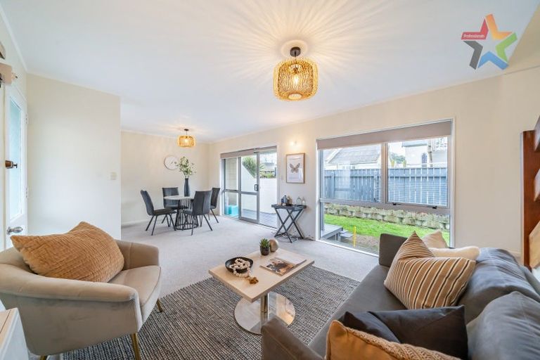 Photo of property in 4/74 Freyberg Street, Lyall Bay, Wellington, 6022