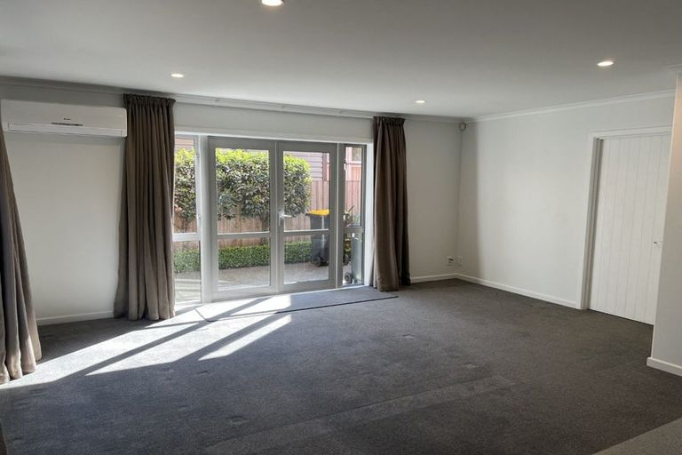 Photo of property in 15b Grove Road, Addington, Christchurch, 8024