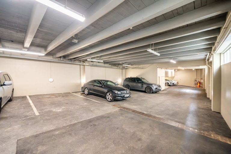 Photo of property in Trieste, 1/346 Oriental Parade, Oriental Bay, Wellington, 6011