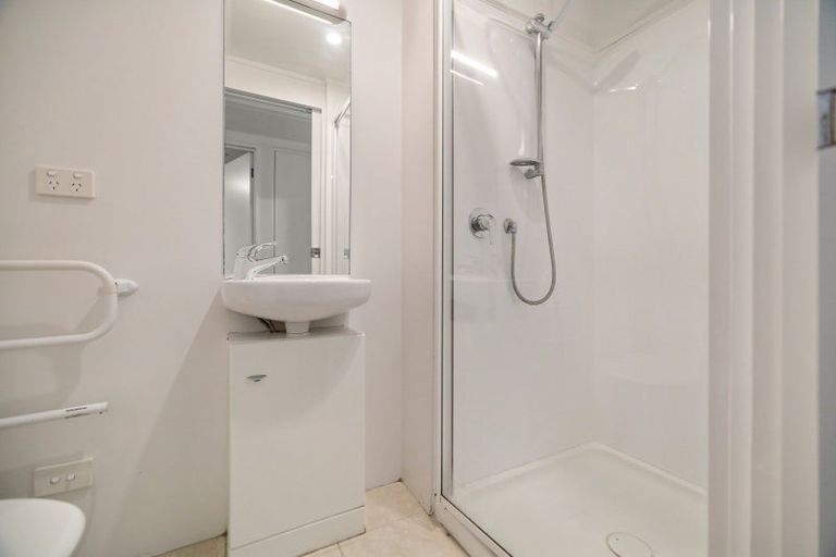 Photo of property in Elkridge Apartments, 15/64 Marina Drive, Frankton, Queenstown, 9300