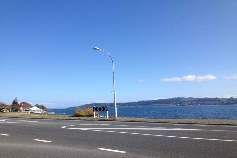 Photo of property in 300 Lake Terrace, Two Mile Bay, Taupo, 3330