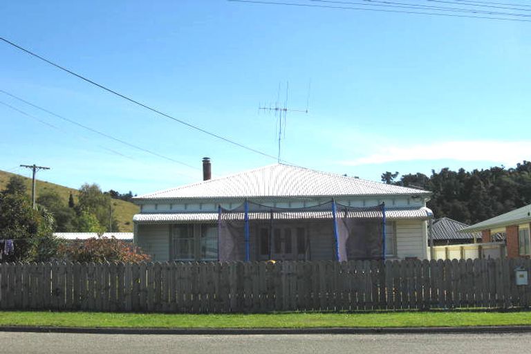 Photo of property in 40-42 Peel Street, Geraldine, 7930