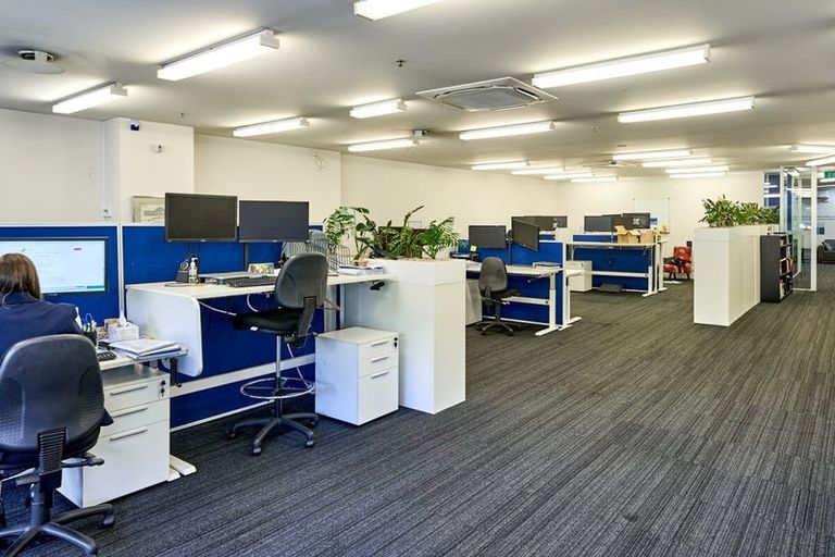 Photo of property in Montreaux, 164 The Terrace, Wellington Central, Wellington, 6011