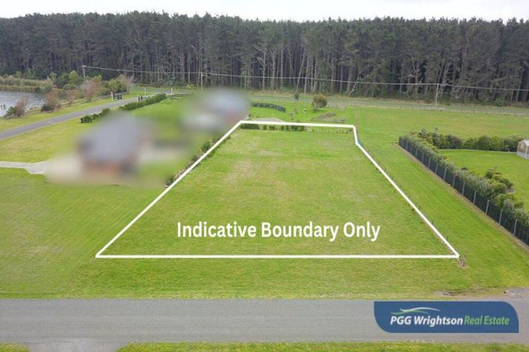 Photo of property in 1 Carex Grove, Foxton Beach, Foxton, 4815