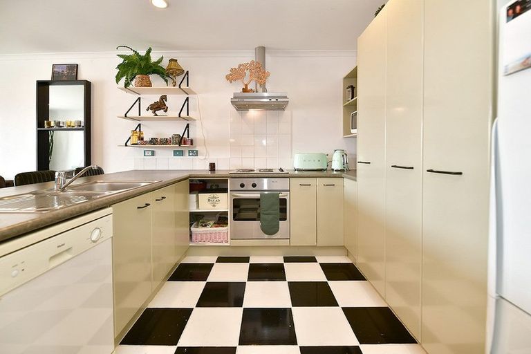 Photo of property in Santa Rosa, 21/340 Gulf Harbour Drive, Gulf Harbour, Whangaparaoa, 0930