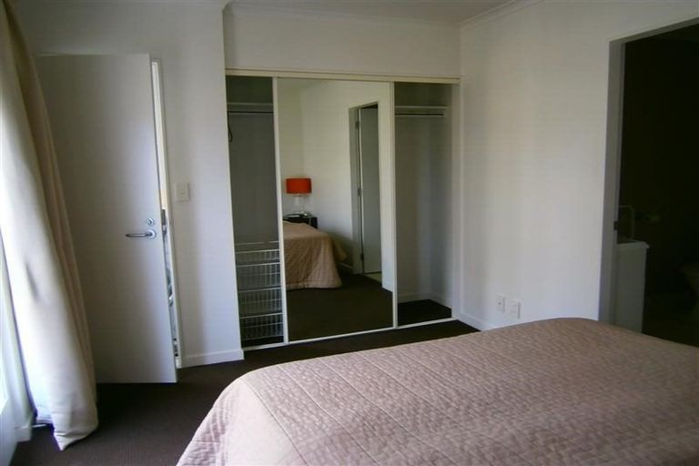 Photo of property in Terrace Heights Apartments, 12e/163 The Terrace, Wellington Central, Wellington, 6011